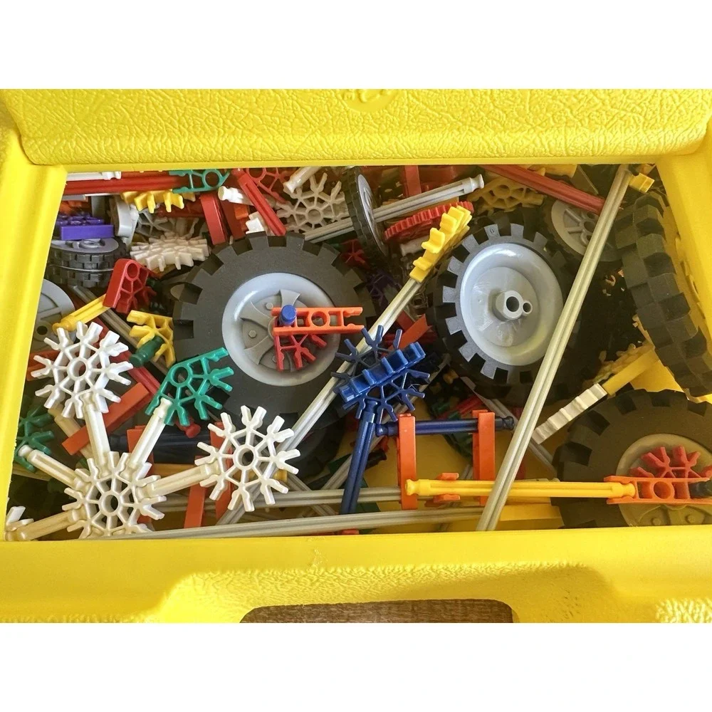 Vintage '93 K'nex Basic Set Yellow Case Building Toys Knex W/ Instruction Manual
